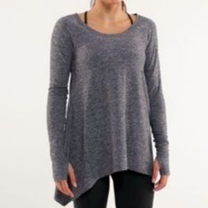 LULULEMON Rehearsal long sleeve